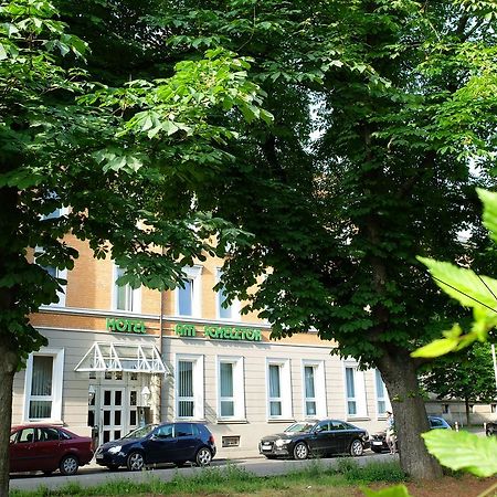 Hotel Am Schelztor 에즐링겐 외부 사진
