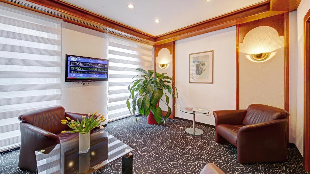 Hotel Am Schelztor 에즐링겐 외부 사진