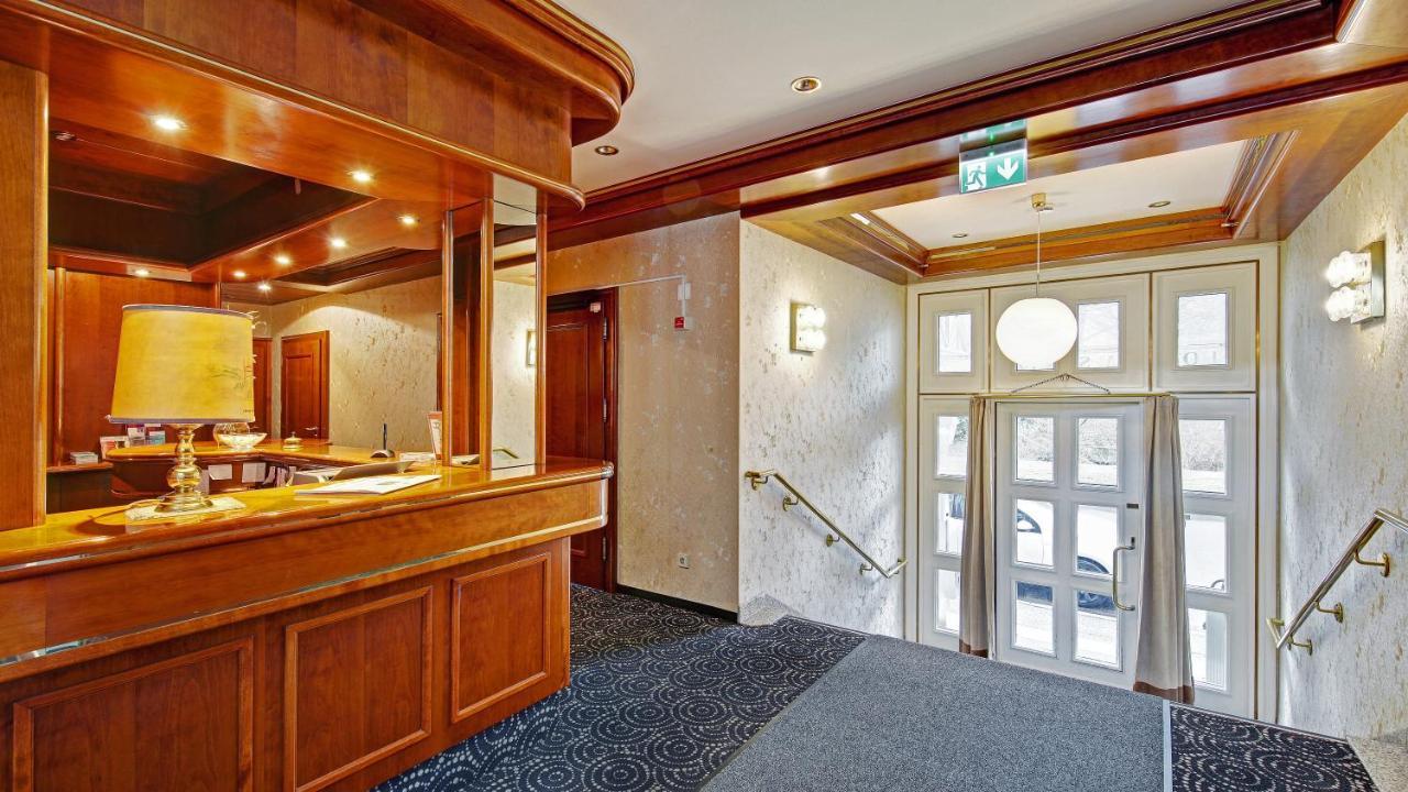 Hotel Am Schelztor 에즐링겐 외부 사진